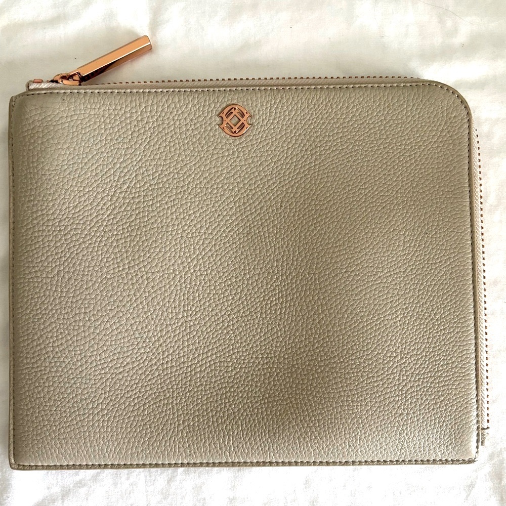 Dagne Dover ELLE Leather clutch pouch